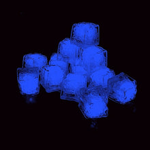 Laden Sie das Bild in den Galerie-Viewer, 1 LED Eiswürfel BLAU

