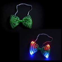 Laden Sie das Bild in den Galerie-Viewer, 1 LED Pailletten-Fliege (Farbauswahl)
