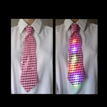 Laden Sie das Bild in den Galerie-Viewer, 1 LED Krawatte (Farbauswahl)
