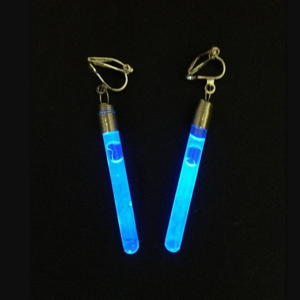 1 Paar Knicklicht- Ohrringe BLAU