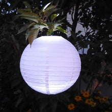 Laden Sie das Bild in den Galerie-Viewer, 1 LED Lampion WEISS 35 cm
