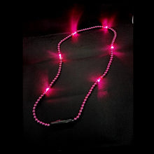 Laden Sie das Bild in den Galerie-Viewer, 1 Perlenkette mit LEDs in PINK

